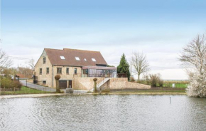 6 Bedroom Lovely Home In Lo-Reninge